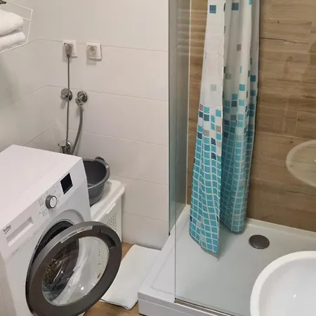 公寓 Simic Quatro 瓦列沃