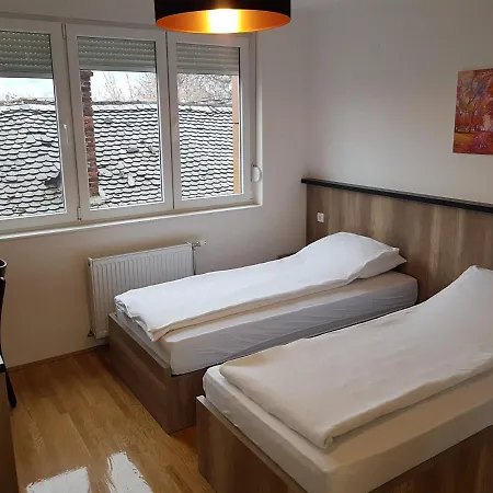 Simic Quatro * 瓦列沃